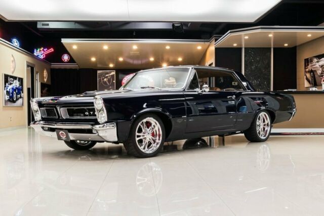 1965 Pontiac GTO Restomod