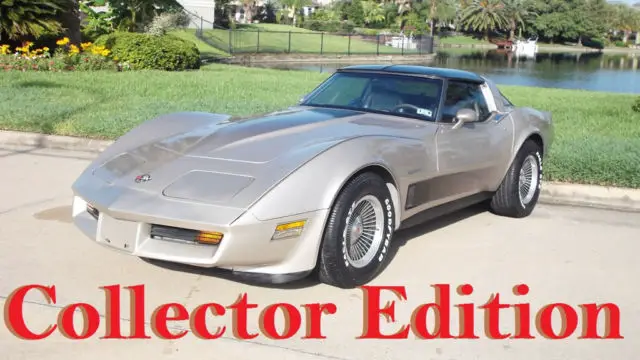 1982 Chevrolet Corvette Collector's Edition Hatchback 2-Door