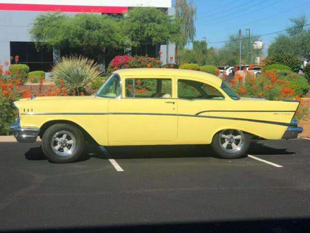 1957 Chevrolet Bel Air/150/210 210