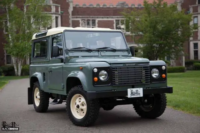 1986 Land Rover Defender 90