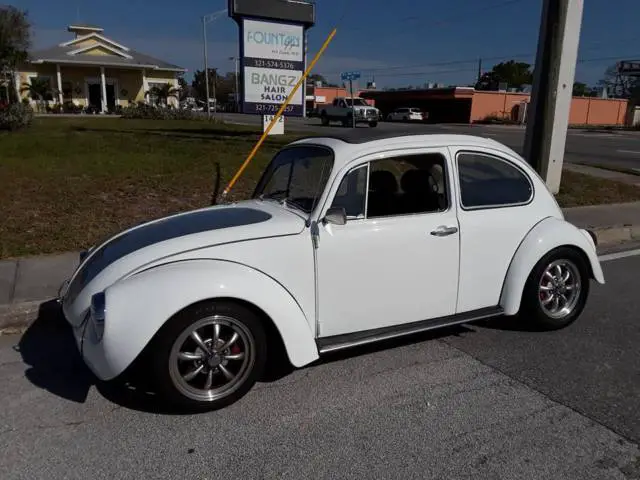 1972 Volkswagen Beetle - Classic Super Beetle