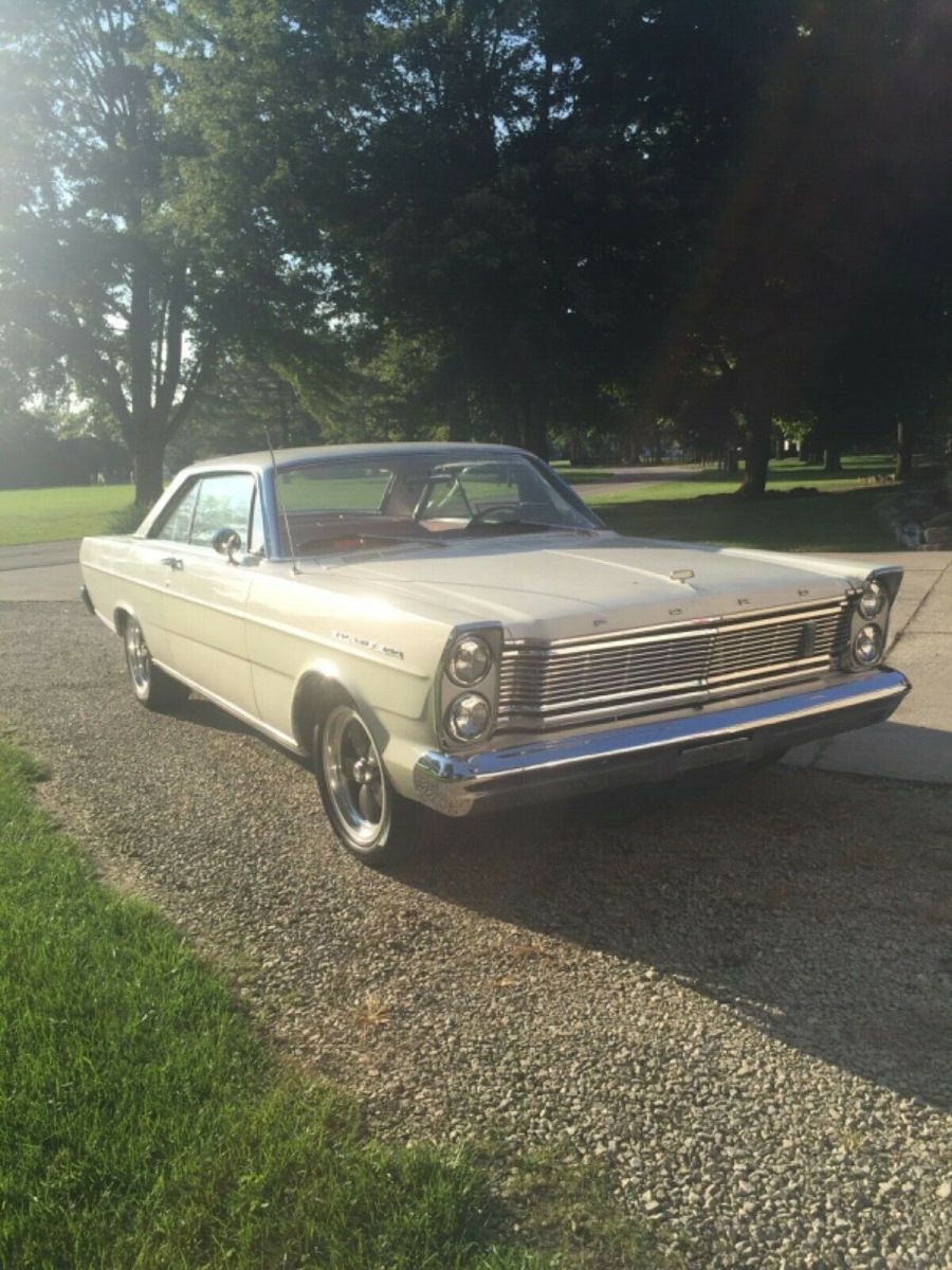 1965 Ford Galaxie 500