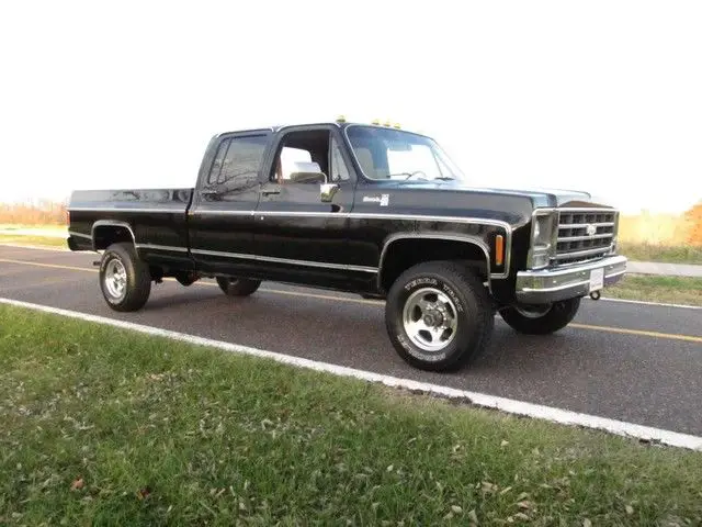 1979 Chevrolet Silverado 3500 3+3 with 4 speed! 96k miles