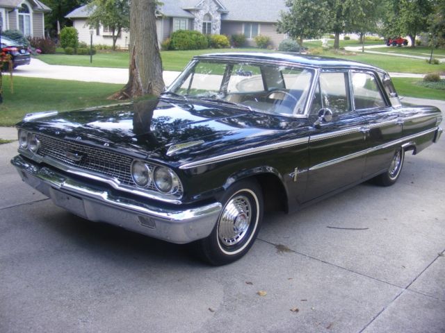 1963 Ford Galaxie Crown