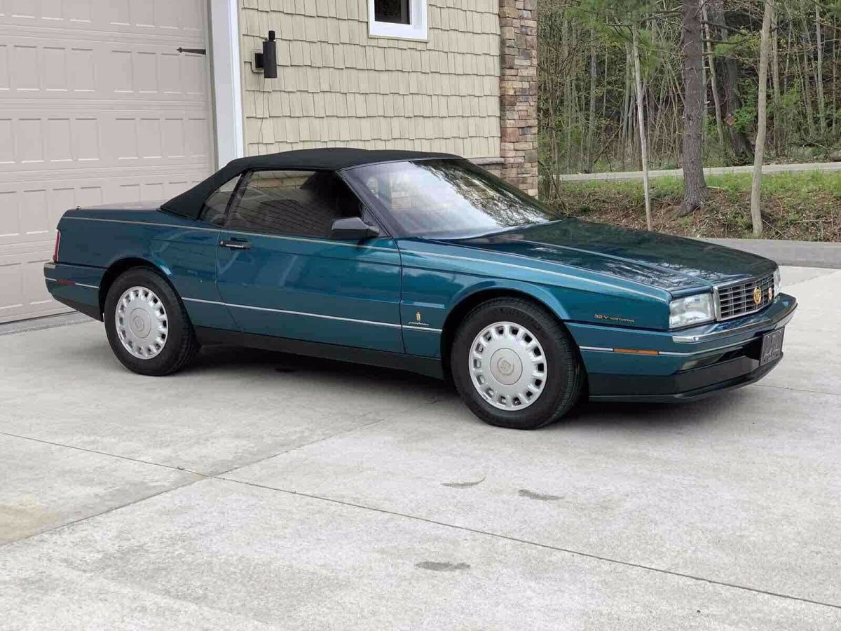 1993 Cadillac Allante Gold Key