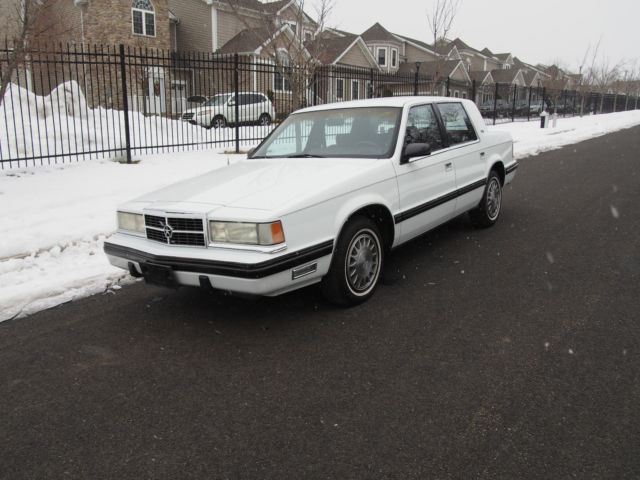 1989 Dodge Dynasty LE,  CLEAN RUST-FREE CAR FROM NEVADA