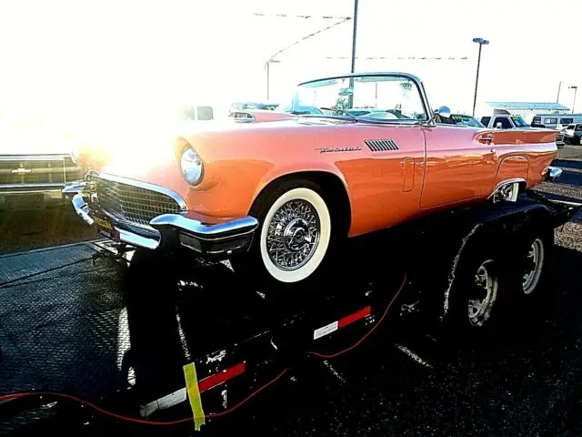 1957 Ford Thunderbird