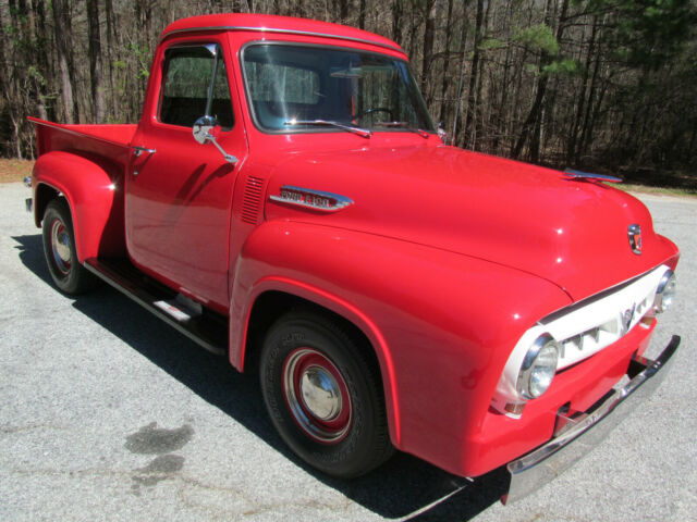 1953 Ford F-100 Deluxe Cab