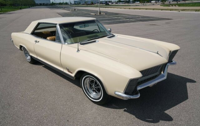 1965 Buick Riviera