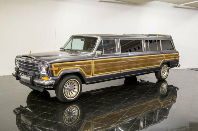 1988 Jeep Wagoneer --