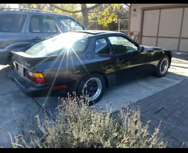 1985 Porsche 944