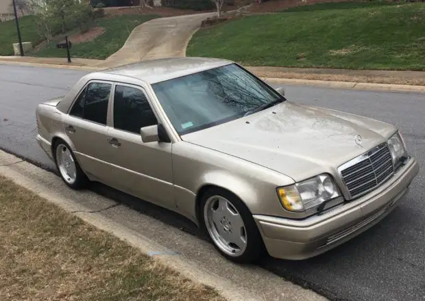 1994 Mercedes-Benz 500-Series E-500