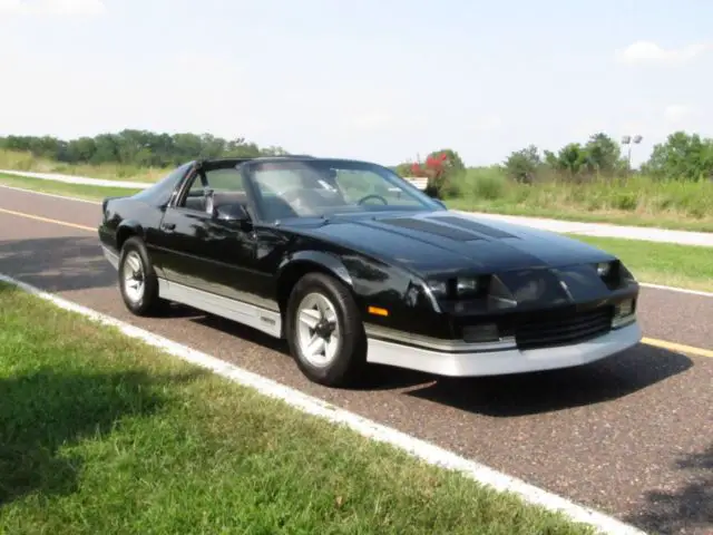 1985 Chevrolet Camaro Z28 V8 Automatic with only 32k miles!