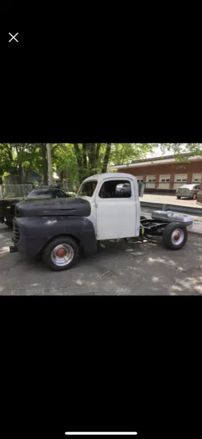 1949 Ford F-100