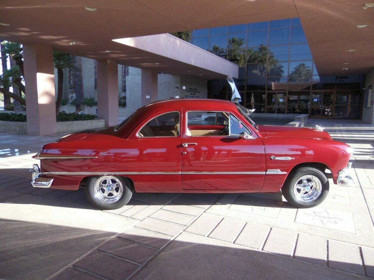 1951 Ford COUPE Deluxe