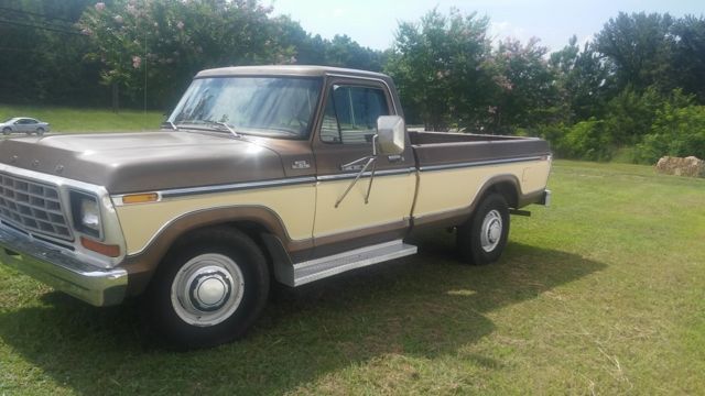 1979 Ford F-250 Ranger Trailer Special