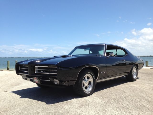 1969 Pontiac GTO Coupe 2 Door