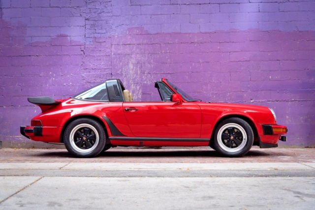 1982 Porsche 911 TARGA