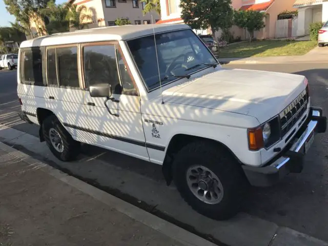 1989 Mitsubishi Montero