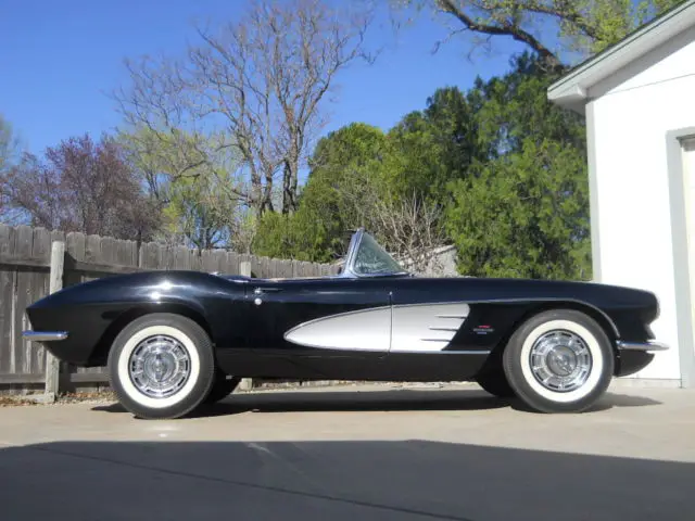 1961 Chevrolet Corvette Roadster