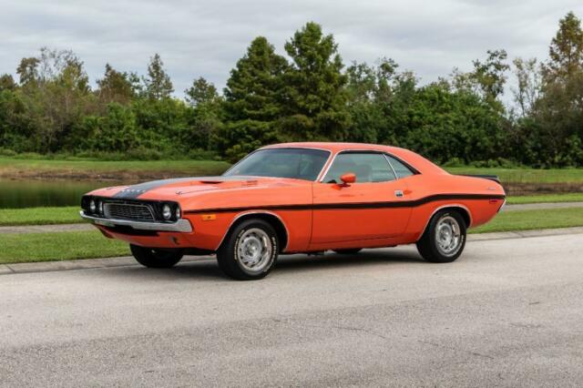 1972 Dodge Challenger 440 Six Pack --