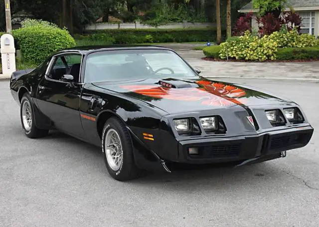 1979 Pontiac Trans Am WS6 COUPE - FOUR SPEED - 66K MI