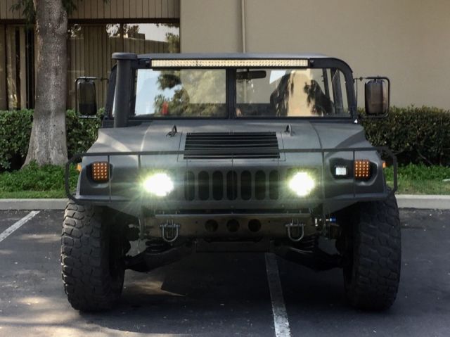 1985 Hummer H1