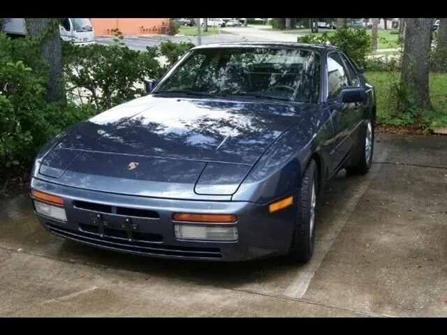 1989 Porsche 944 S2