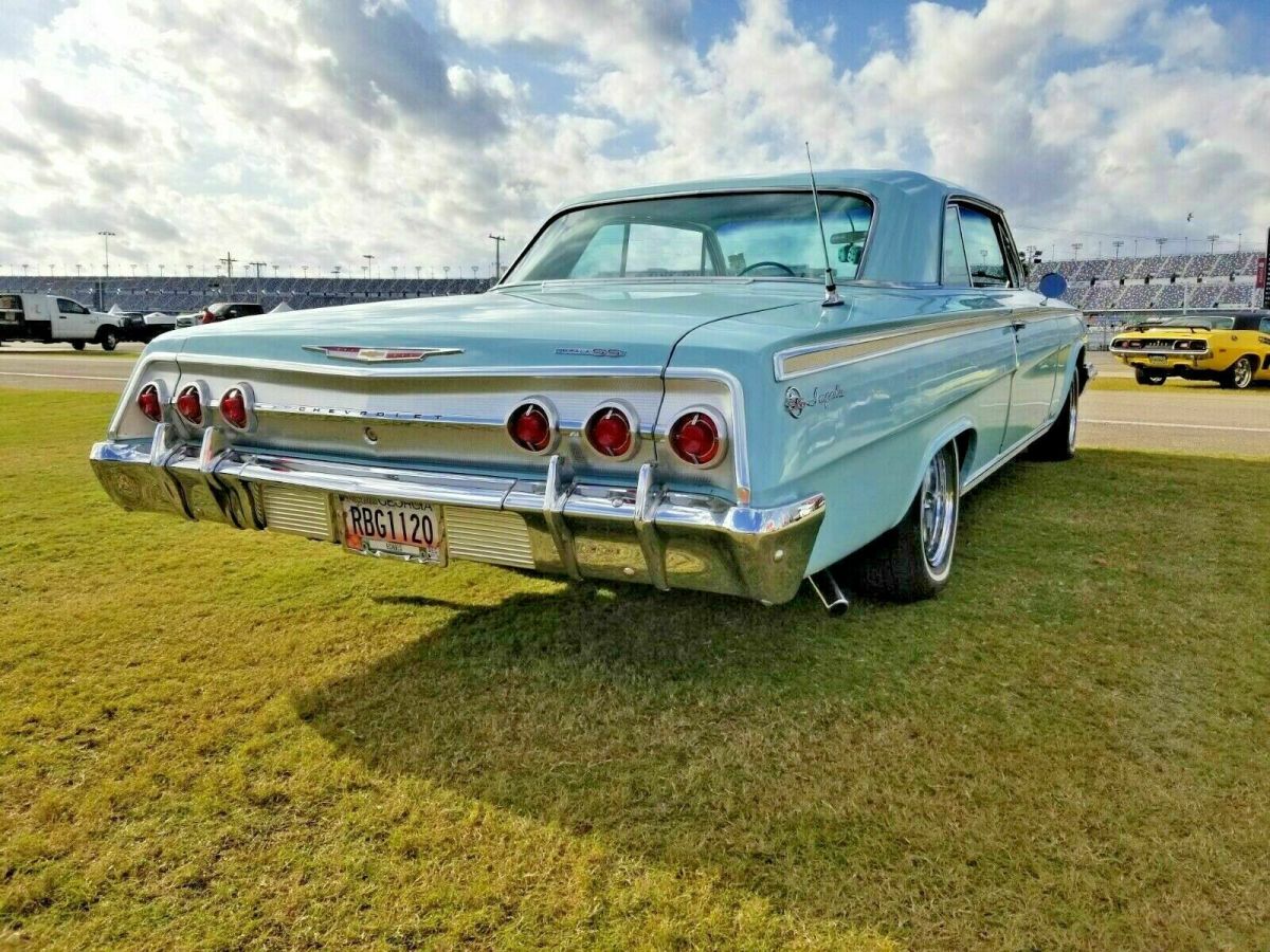 1962 Chevrolet Impala SS 327