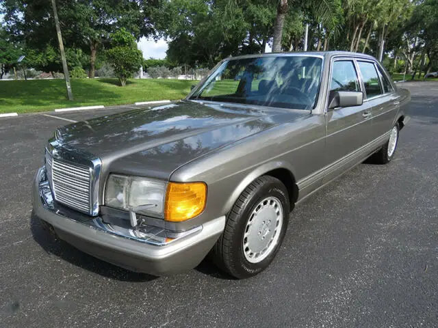 1987 Mercedes-Benz S-Class 420SEL