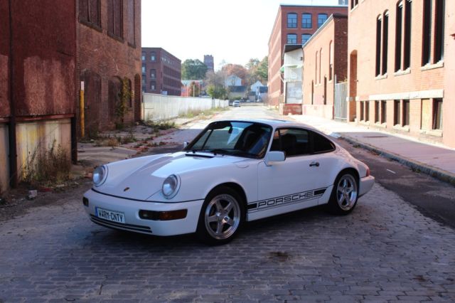 1989 Porsche 911 964 Carrera 4