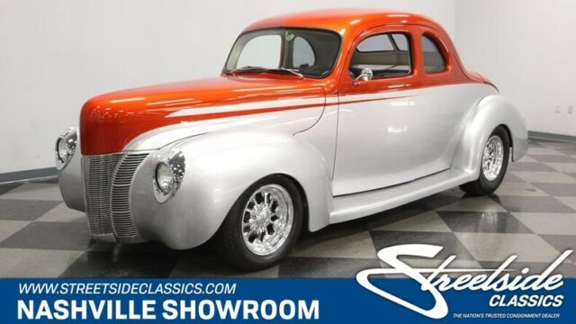 1940 Ford Deluxe --