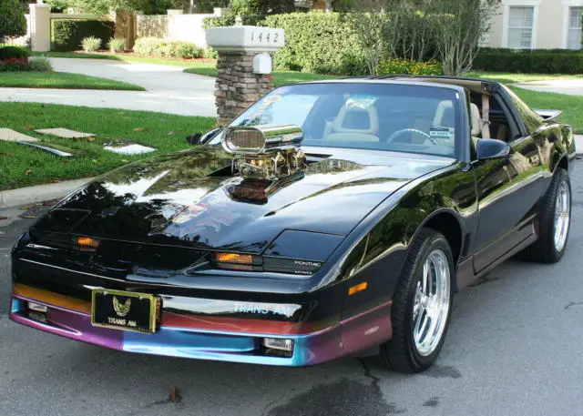 1986 Pontiac Trans Am TTOP SHOW CAR - 1,200 MILES