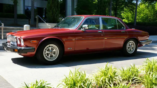 1986 Jaguar XJ6 Vanden Plas