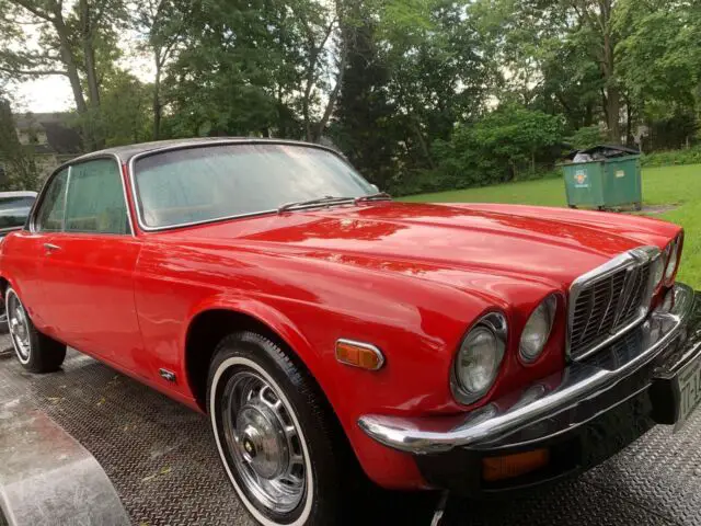 1975 Jaguar XJ Leather