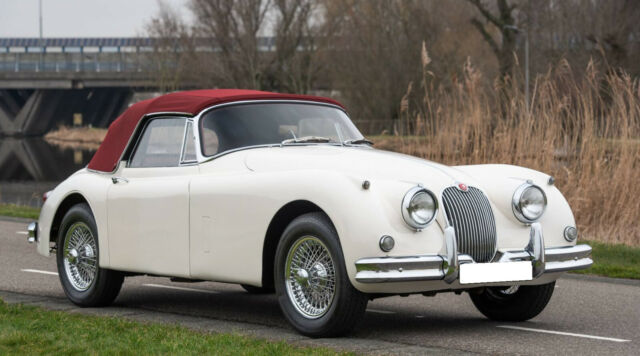 1959 Jaguar XK SE