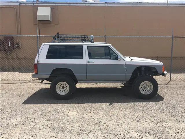 1992 Jeep Cherokee Laredo