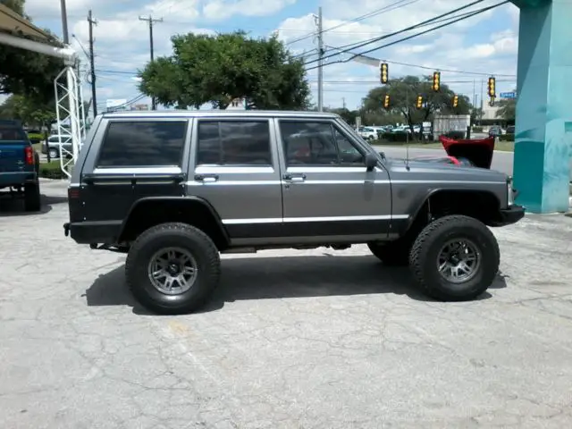 1989 Jeep Cherokee Laredo