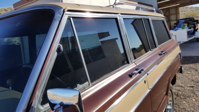 1976 Jeep Wagoneer Special