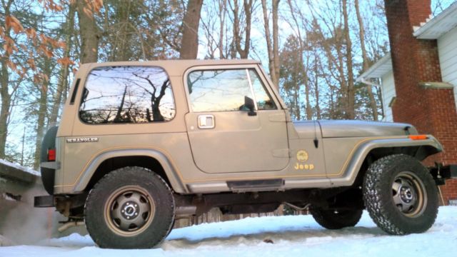 1990 Jeep Wrangler olive