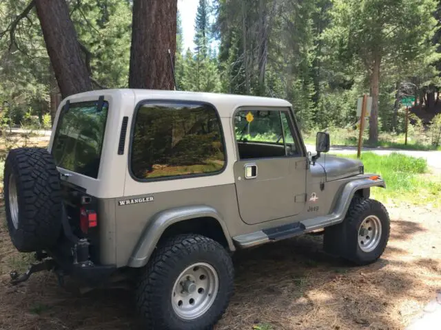 1989 Jeep Wrangler Sahara