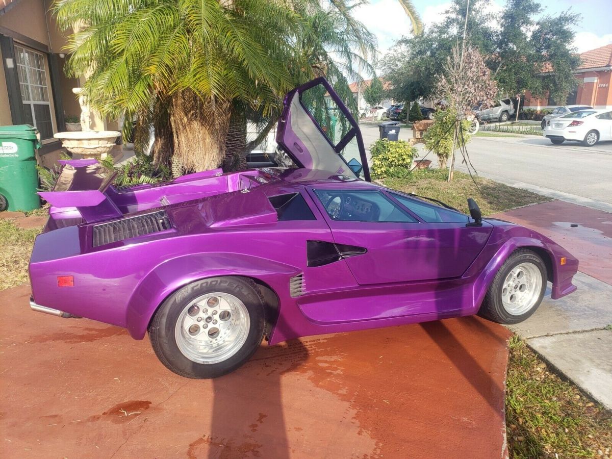 Lamborghini Countach Replica Purple for sale