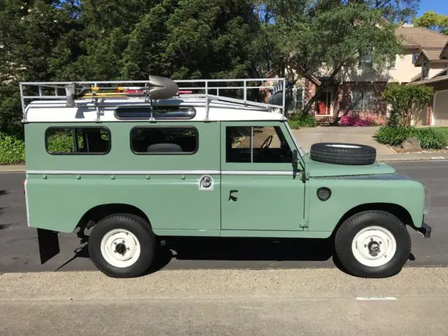 1961 Land Rover 109 3 door