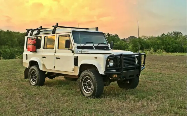 1987 Land Rover Defender