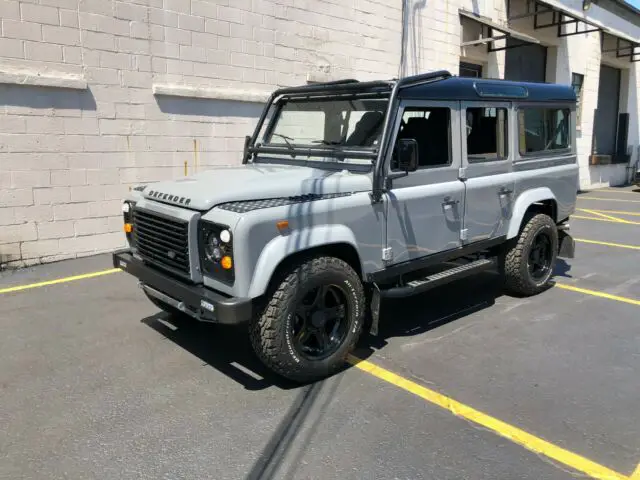 1988 Land Rover Defender 110  LHD, 3.9L  V8