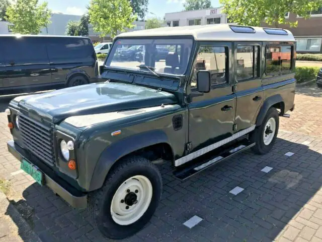 1990 Land Rover Defender Left Hand Drive (US) 75K Miles only