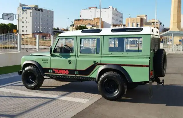 1987 Land Rover Defender TURBO