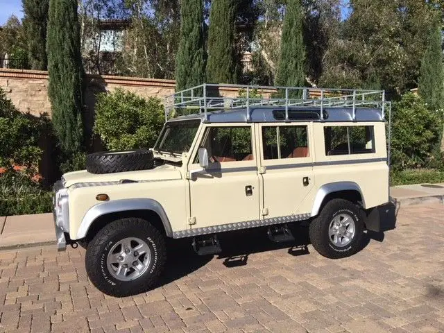 1984 Land Rover Defender 110 SAFARI