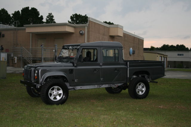 1985 Land Rover Defender