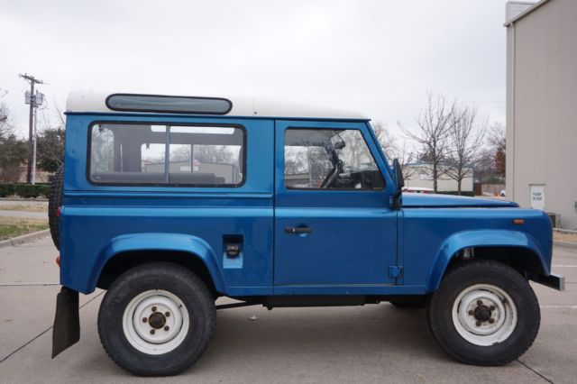 1990 Land Rover Defender